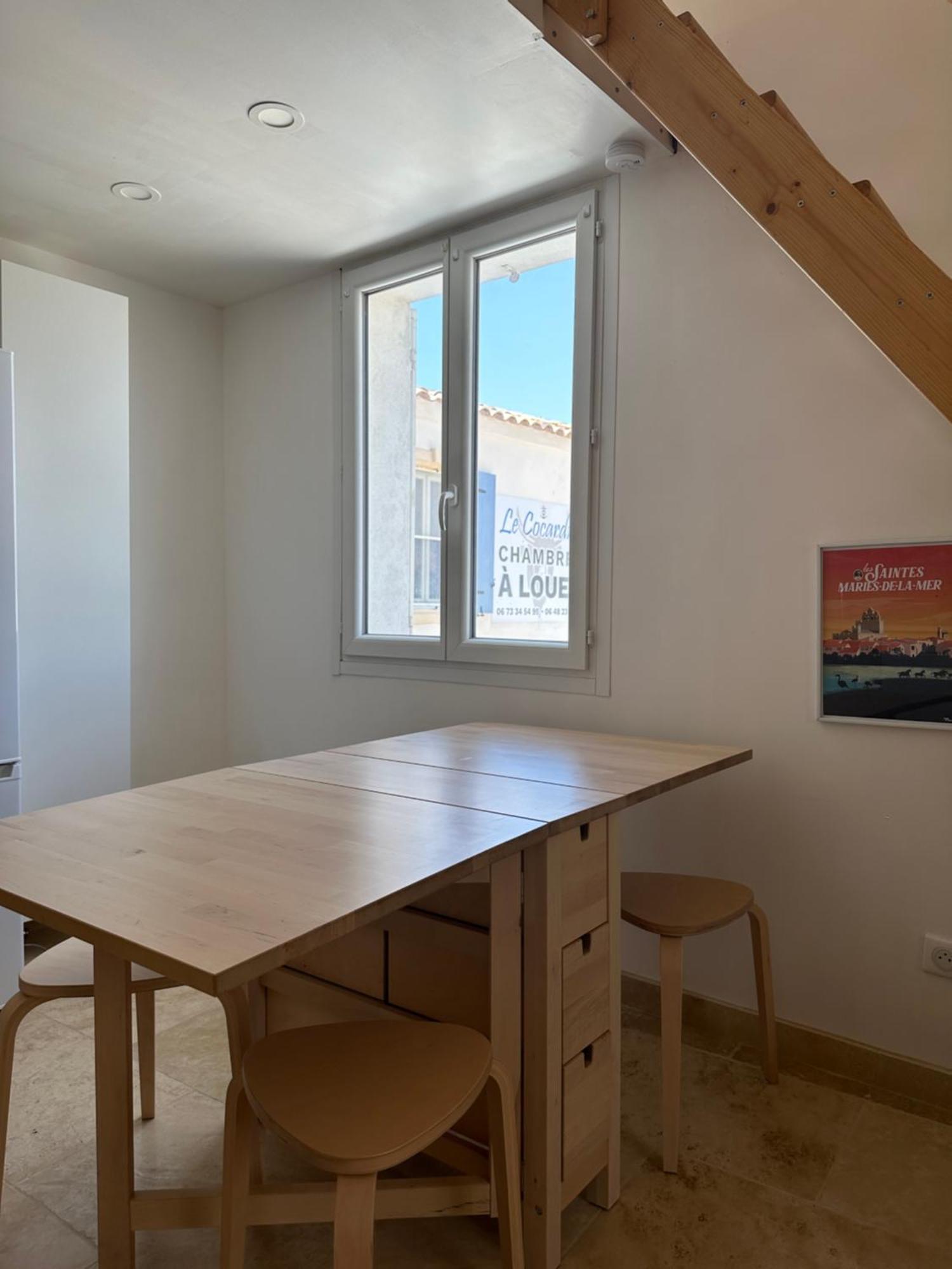 Appartement Avec Vue Sur L Eglise Des Saintes Экстерьер фото